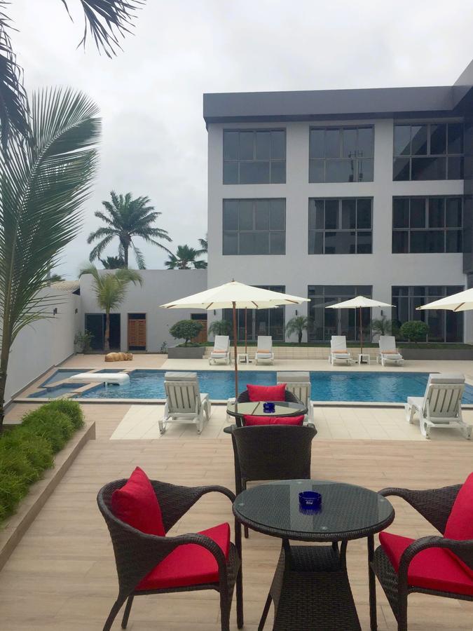 Fly Hotel Libreville Eksteriør bilde