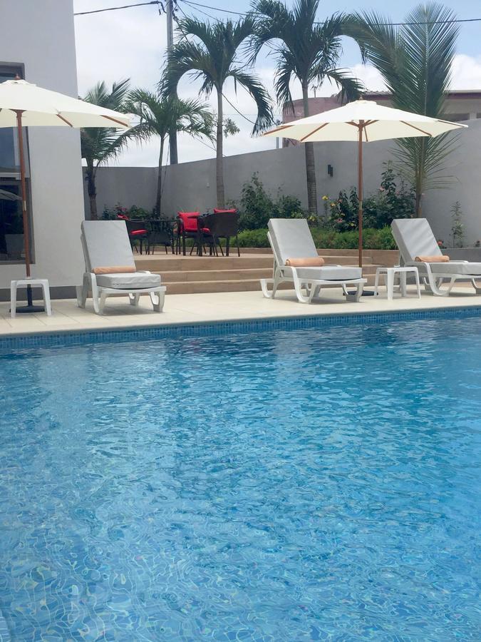 Fly Hotel Libreville Eksteriør bilde
